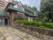 casa en arriendo/venta en los rosales. Cod A22305