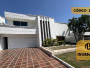 casa en arriendo/venta en riomar. Cod V25784