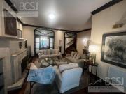 Casa en Av. Libertador entre Salta y Av. España