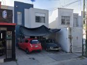 Casa en avenida San Daniel, El Romerillal, Santiago de...