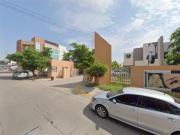 CASA EN AVENIDA DE LA VOLUNTAD, PARQUE INDUSTRIAL...