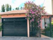 Casa en B° 11 de Octubre, Plottier