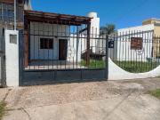 Casa en B* 20 de Junio+Dpto de servicio 2 dorm