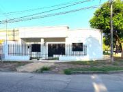 CASA EN BARRIO 7 JEFES A ESTRENAR EN ESQUINA