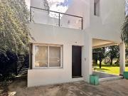 Casa en Barrio Brisas 2. Av Fuerza Aerea y Girasoles....