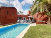 Casa en BARRIO CERRADO