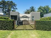 Casa en barrio cerrado. 2 Dormitorios. 143 entre 515 y 517