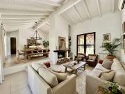 Casa en Barrio Cerrado con bajas Expensas