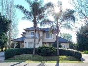 Casa en Barrio Cerrado Santa Ana