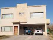 CASA EN BARRIO COMAHUE GOLF Neuquén Capital