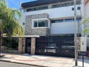 CASA EN BARRIO DON BOSCO,MINIMALISTA SOBRE LOTE DE 12X...