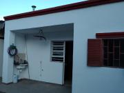 Casa en Barrio Maipu interna 2 Dorm con Escritura