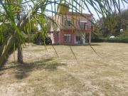 Casa en Barrio Parque Jularó