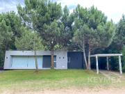 Casa en Barrio Residencial I lote 334, Costa Esmeralda