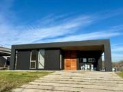 CASA EN VENTA, 4 AMBIENTES, SAN SEBASTIAN, AREA 2.NO...