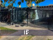 Casa en barrio Tamarindos 1