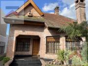 Casa en Bella Vista 3 dormitorios, jardín, cochera,...