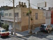 Casa en Remate a 5 minutos de Metro Observatorio, en...