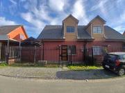 Casa en Bicentenario