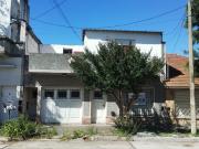 Casa en block ideal inversor en parque luro