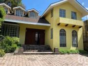 CASA EN BLVD ANAHUAC EN VENTA