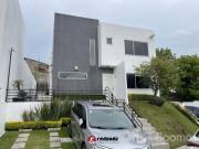 Casa en Bosque Esmeralda