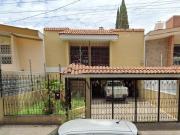 Casa en Bosques de La Victoria