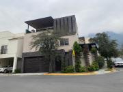 Casa en Bosques de las Cumbres en VENTA