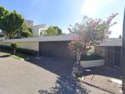 CASA EN BOSQUES DE LAS LOMAS, REMATE BANCARIO!
