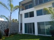 CASA EN BRISAS