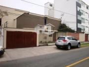 Casa en buen estado en zona residencial cerca al Jockey...