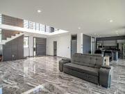 CASA EN BURGOS BUMGAMBILIAS RESIDENCIAL CORINTO