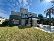 Casa en Cadaques Funes Hills