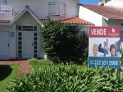 Casa en Calazanz 1500 de cuatro ambientes con jardin