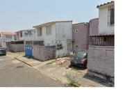 Casa en calle Ciprés trescientos veinticinco,...