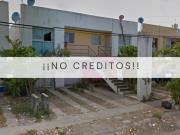 Casa en calle Azucena, Jardines del Sol, Fraccionamiento...