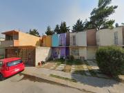 CASA EN CALLE BOSQUES DE ALCANFOR, EL BOSQUE, SANTIAGO...