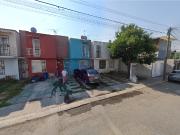 CASA EN CALLE BOSQUES DE ENCINO, EL BOSQUE, SANTIAGO...