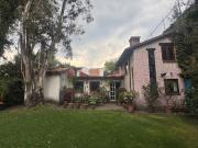 Casa en Calle cerrada con Vigilancia