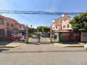 CASA EN CALLE GARDENIAS, UNIDAD SAN BUENAVENTURA, ESTADO...