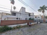 Casa en Calle Grevilias, Lomas de Cuernavaca, Tres de...