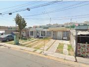 CASA EN CALLE JARDINES DEL VALLE, PUNTA PALERMO, ESTADO...