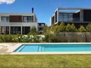 Casa en Carpinchos a estrenar