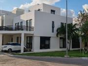 Casa en Venta en Canc?n, Residencial Aqua, 4 Rec?maras...