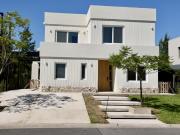 Casa en Castaños, Nordelta