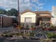 CASA EN CASTELAR SUR