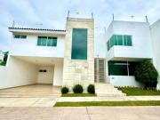 Casa en cañada del refugio