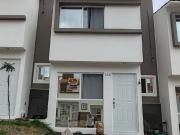 ?CASA EN CAÑADAS DEL BOSQUE ?