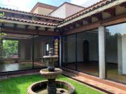 Casa en Cda. con vigilancia Paseo de las Lomas