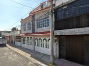 Casa en Cda. Gardenias, Izcalli Ecatepec, 55030 Ecatepec...